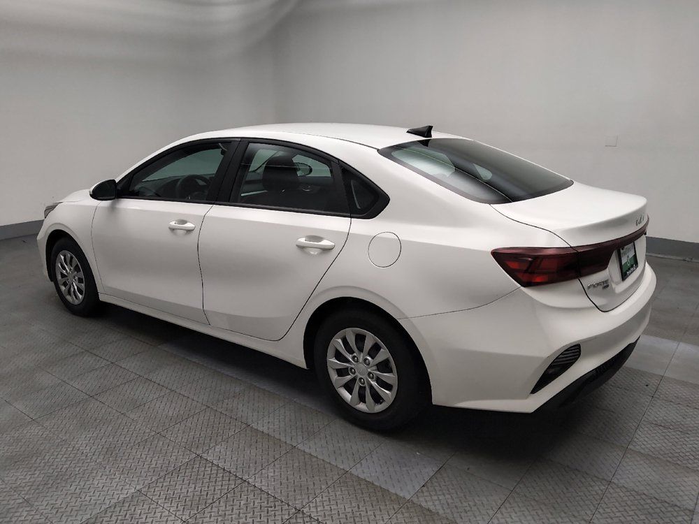 Used 2024 Kia Forte LX FWD image 3