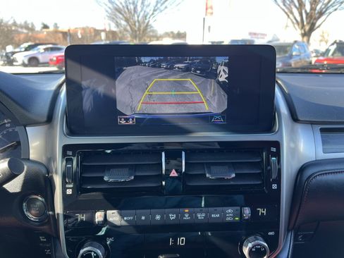 Used 2023 Lexus GX 460 Premium w/ Premium Package image 19