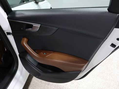 Used 2017 Audi A4 2.0T Premium w/ Convenience Package image 22