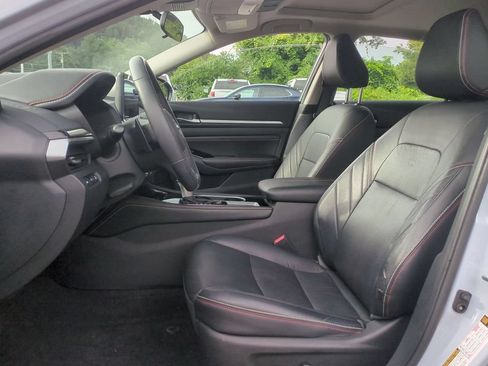 Used 2023 Nissan Altima 2.5 SR w/ SR Premium Package AWD/4WD image 23