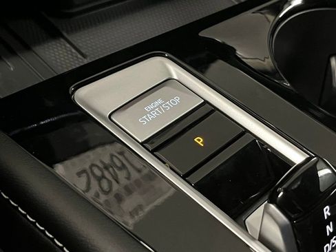 New 2026 Volkswagen Atlas SEL Premium R-Line image 17