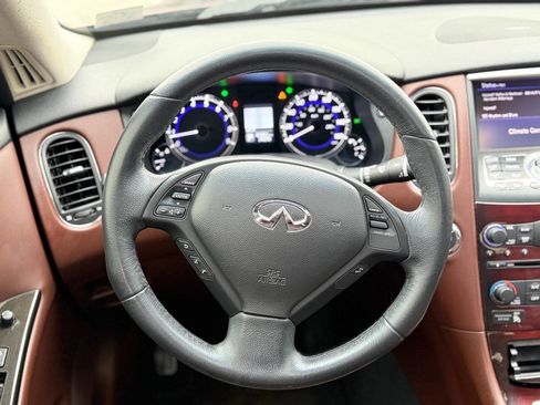 Used 2017 INFINITI QX50 AWD w/ Premium Plus Package image 40