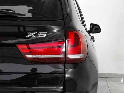 Used 2018 BMW X5 xDrive50i w/ Premium Package image 45