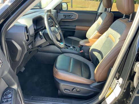 Used 2023 Ford Bronco Sport Outer Banks w/ Tech Package image 12