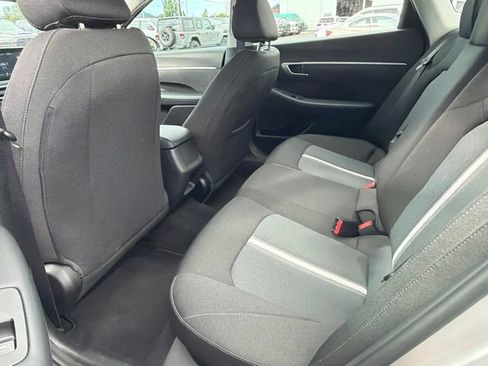Used 2020 Hyundai Sonata SE w/ Cargo Package FWD image 15