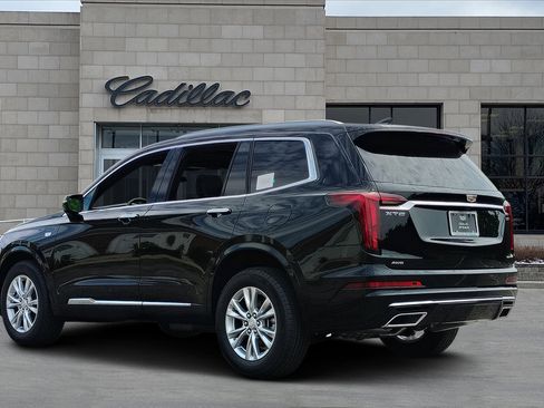 New 2025 Cadillac XT6 Luxury image 4