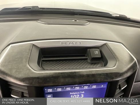 Used 2019 RAM 1500 Big Horn RWD image 32