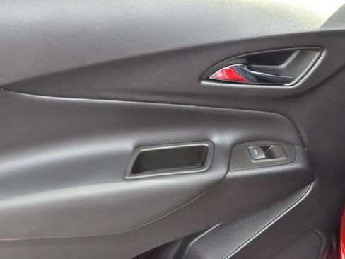 Used 2023 Chevrolet Equinox LT FWD image 19
