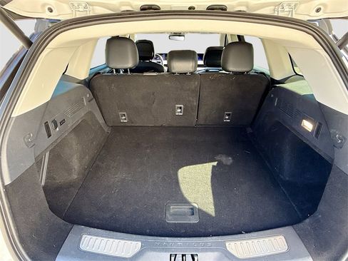 Used 2024 Lincoln Nautilus Reserve image 28