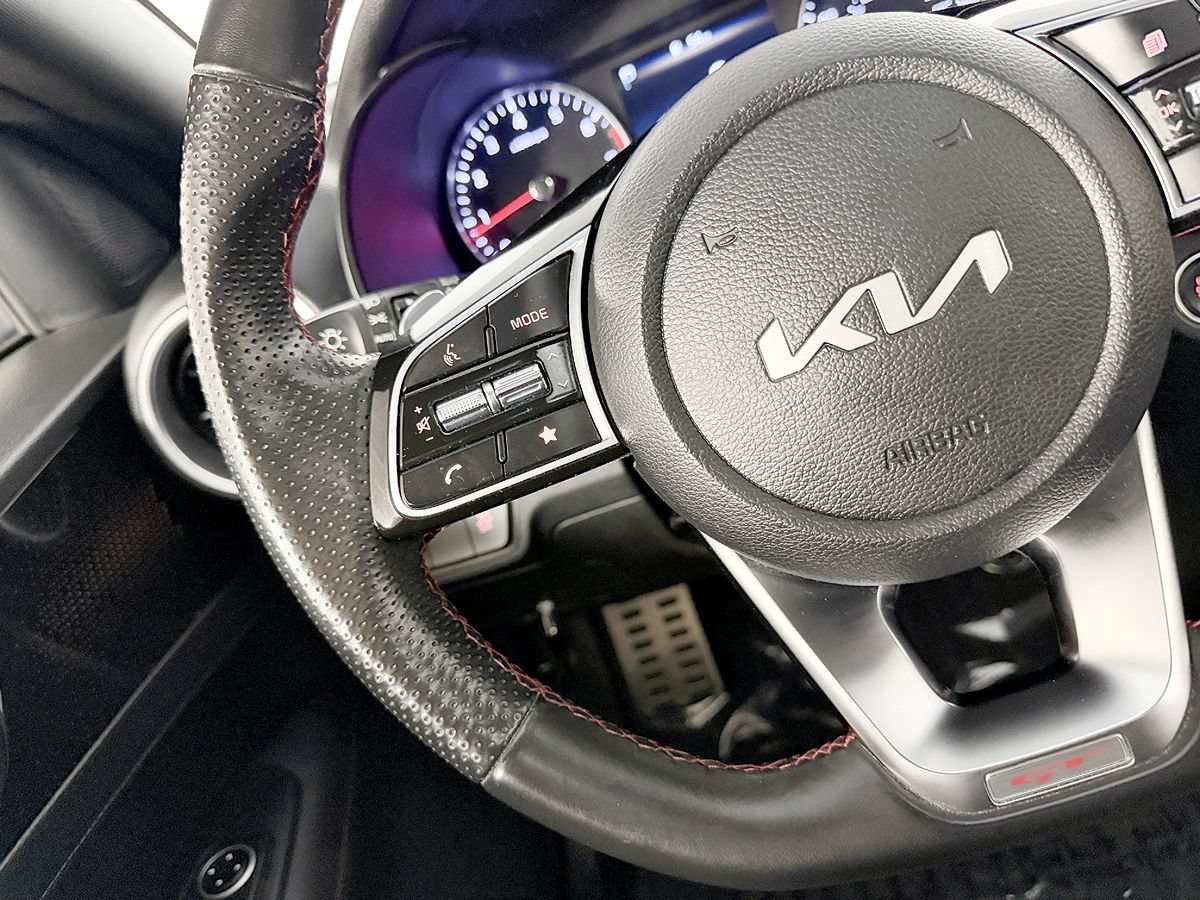Used 2023 Kia Forte GT w/ GT2 Package FWD image 60