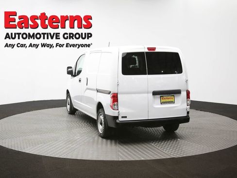 Used 2020 Nissan NV200 S image 63