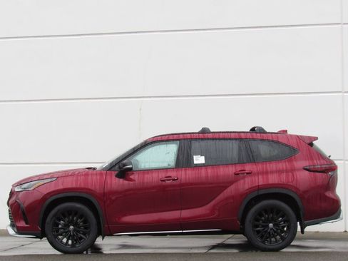 New 2026 Toyota Highlander XSE AWD/4WD image 4