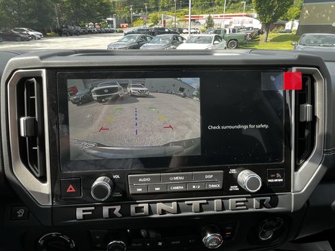New 2026 Nissan Frontier SV w/ SV Convenience Package AWD/4WD image 22