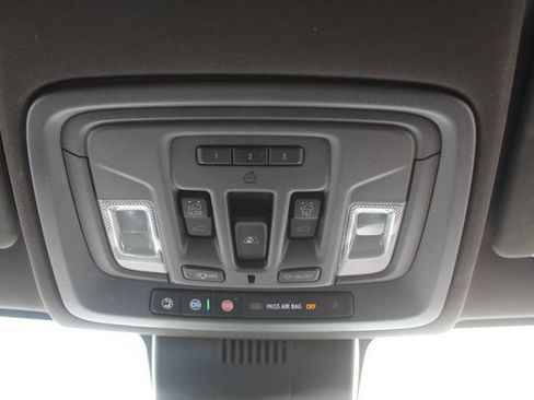 Used 2023 GMC Sierra 1500 Denali w/ Denali Reserve Package AWD/4WD image 38