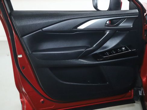 Used 2023 MAZDA CX-9 Touring image 15