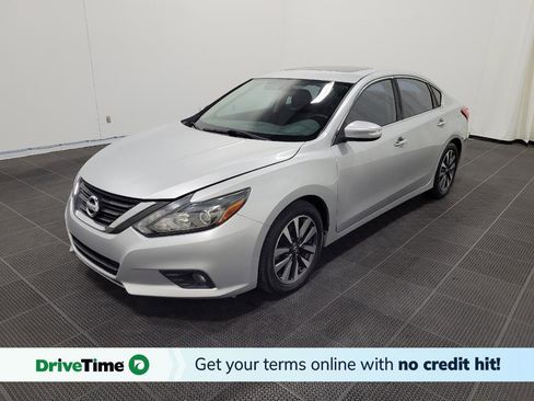 Used 2017 Nissan Altima 2.5 SL w/ 2.5 Technology Package image 1