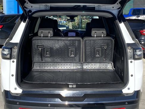 Used 2020 Chevrolet Traverse Premier w/ Redline Edition image 25