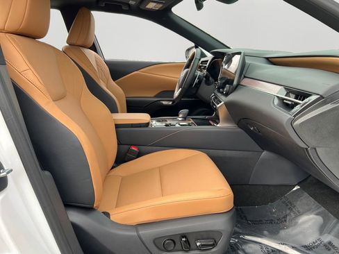 Certified 2025 Lexus RX 350 Premium w/ Convenience Package image 7