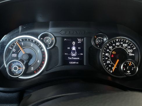 Used 2020 RAM 3500 Tradesman w/ Chrome Appearance Group image 28