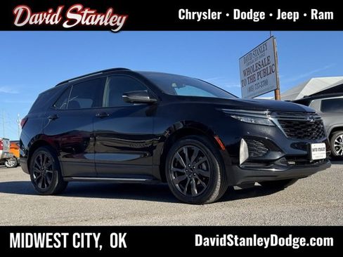 Used 2022 Chevrolet Equinox RS w/ RS Leather Package image 1