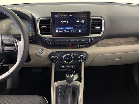 New 2026 Hyundai Venue SEL image 22