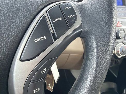 Used 2016 Hyundai Elantra GT FWD image 14
