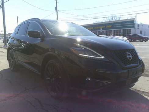 Used 2024 Nissan Murano SV w/ SV Midnight Edition Package image 7