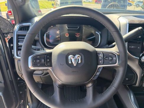 Used 2025 RAM 2500 Laramie w/ Night Edition image 36
