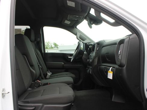 New 2026 Chevrolet Silverado 2500 Custom w/ Custom Value Package AWD/4WD image 30