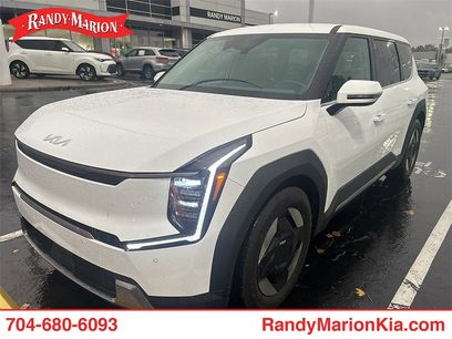 Certified 2026 Kia EV9 Light