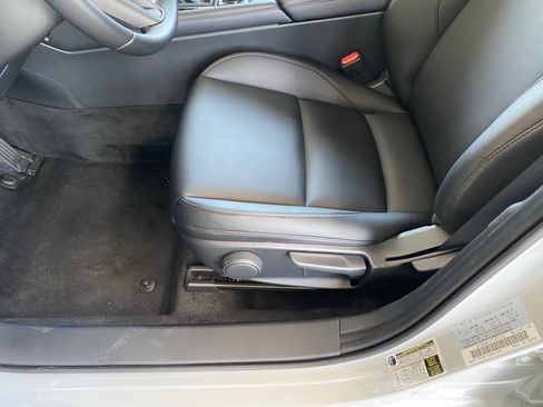 Certified 2026 MAZDA MAZDA3 s Sport FWD image 26