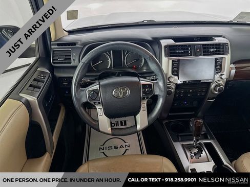 Used 2020 Toyota 4Runner Limited AWD/4WD image 23