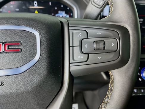 Used 2026 GMC Sierra 2500 AT4 AWD/4WD image 17