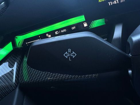 Used 2025 BMW M5 Touring image 57