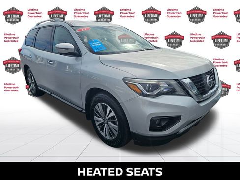 Used 2017 Nissan Pathfinder SL w/ Trailer Tow Package image 6