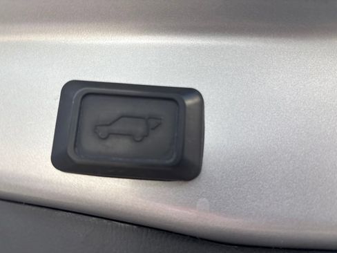 Used 2024 Toyota RAV4 XLE w/ Convenience Package AWD/4WD image 29