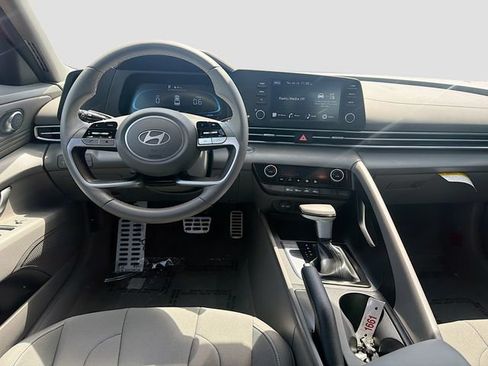 Certified 2026 Hyundai Elantra Sport FWD image 21