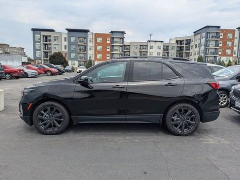 Used 2022 Chevrolet Equinox RS FWD image 4