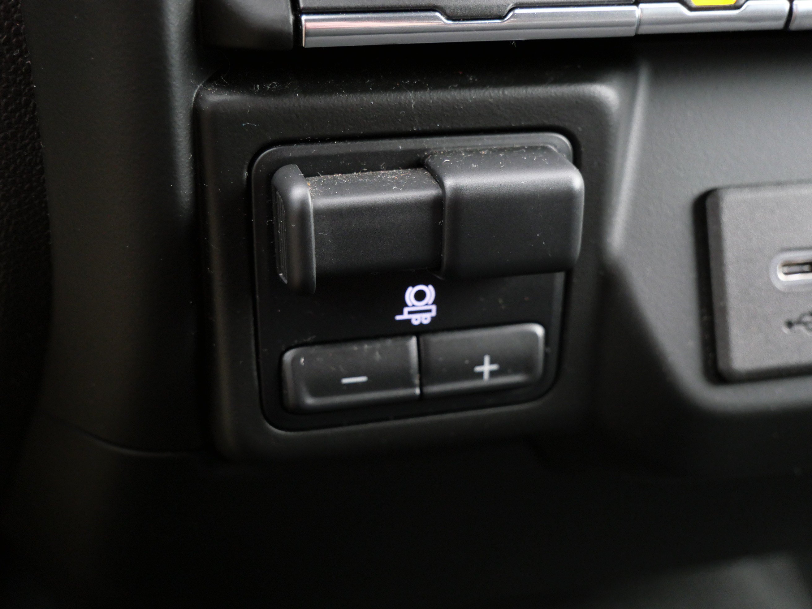 Certified 2021 Chevrolet Silverado 1500 Custom AWD/4WD image 31