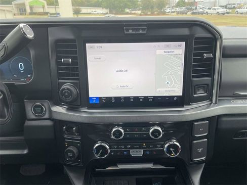 New 2025 Ford F350 Platinum w/ FX4 Off-Road Package image 22