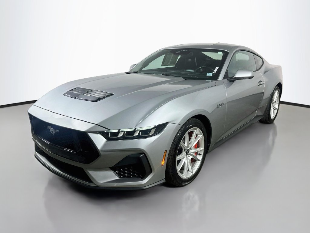 Used 2024 Ford Mustang GT Premium RWD image 3