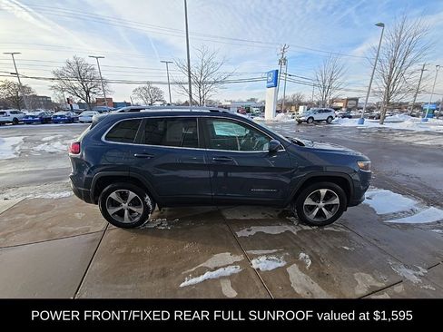 Used 2019 Jeep Cherokee Limited image 2