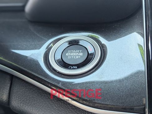 Used 2023 Jeep Grand Cherokee Altitude AWD/4WD image 20
