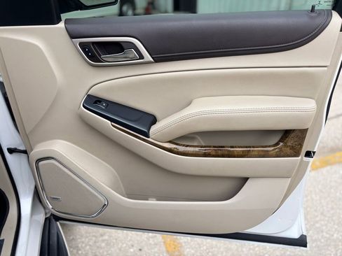 Used 2017 GMC Yukon Denali w/ Open Road Package image 12