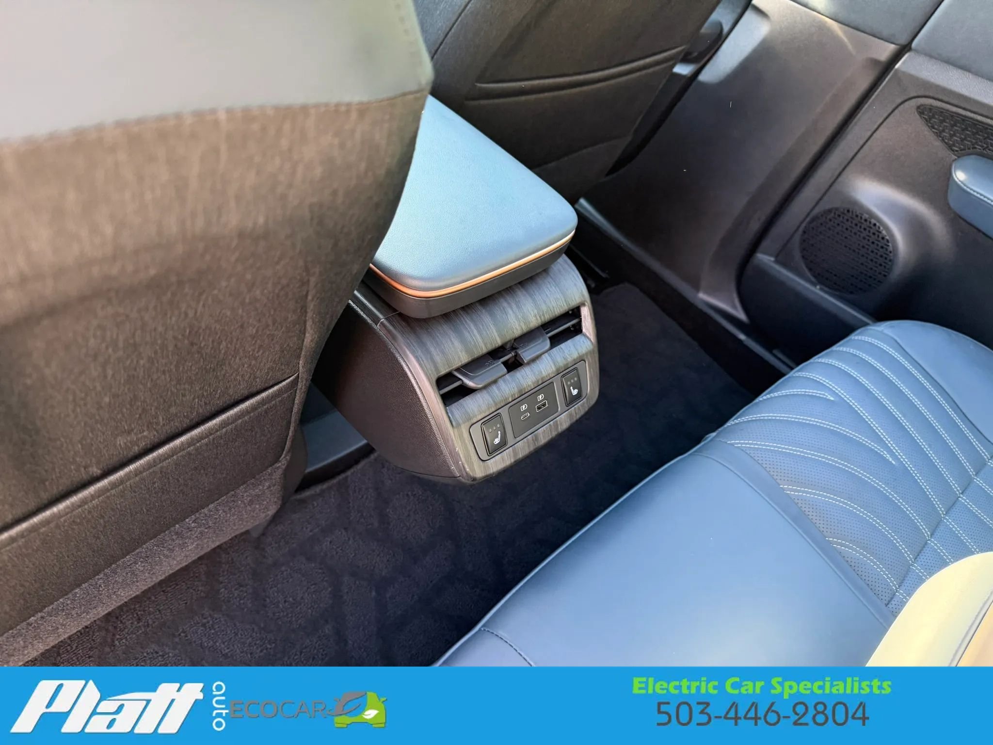 Used 2024 Nissan Ariya AWD image 37