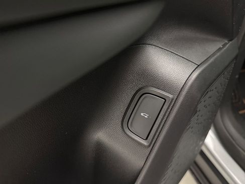 New 2026 GMC Terrain AT4 w/ Convenience Package III image 25