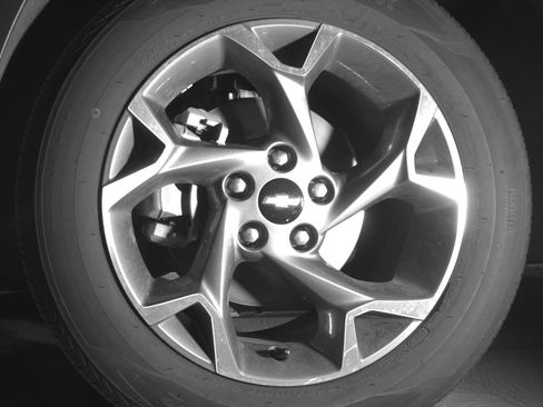 Used 2025 Chevrolet Trax LT w/ LT Convenience Package image 12