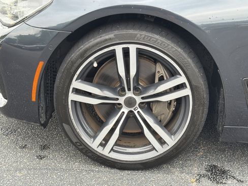 Used 2016 BMW 750i xDrive AWD/4WD image 31