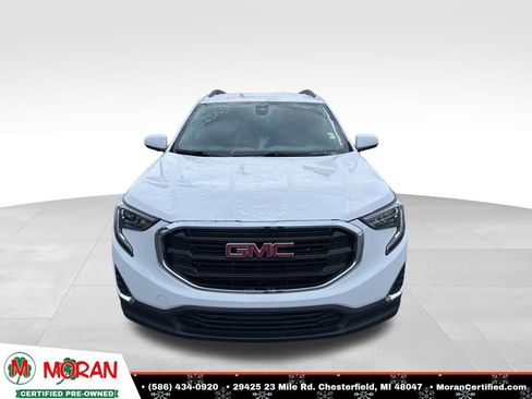 Used 2020 GMC Terrain SLE w/ Driver Convenience Package image 8