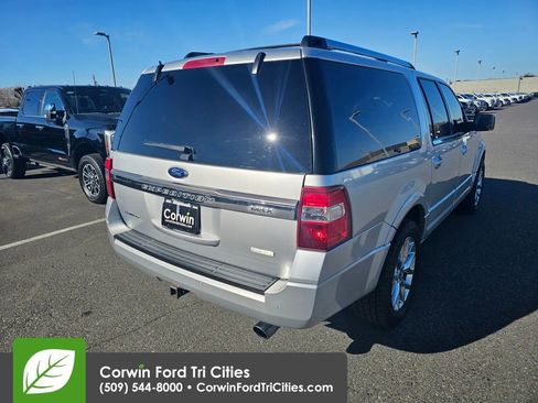 Used 2017 Ford Expedition Max Limited image 11